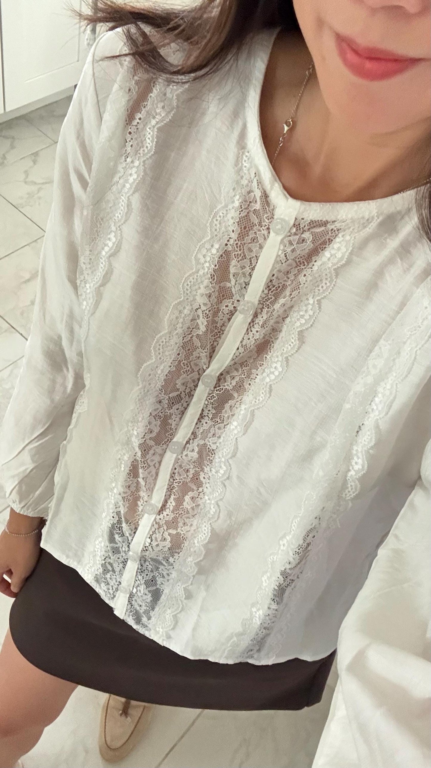 White Top FloraFrench Style Vintage Inspired. Sezane Doen Shirt Inspired . Blouse top in floral Victorian style lace. Bohemian top style. - Chickticks