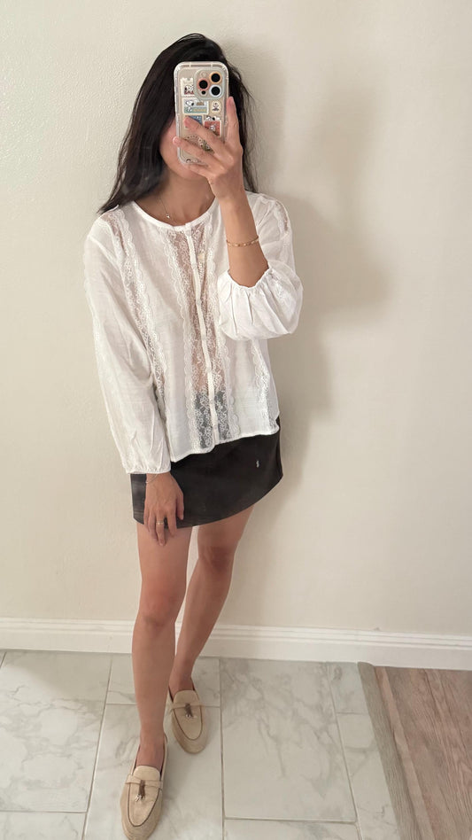 White Top FloraFrench Style Vintage Inspired. Sezane Doen Shirt Inspired . Blouse top in floral Victorian style lace. Bohemian top style. - Chickticks