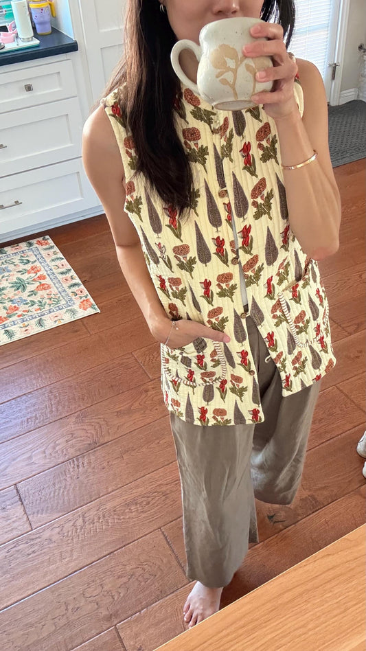 Cotton Quilt Vest Top Style Vintage inspired. Handblocked floral print vest cardigan. Sezane Doen inspired vest. - Chickticks