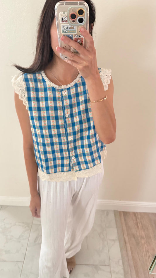 Blue Gingham Floral shirt french style vintage inspired. Bohemian shirt. Victorian shirt. Romantic blouse. Vest top doen sezane top - Chickticks