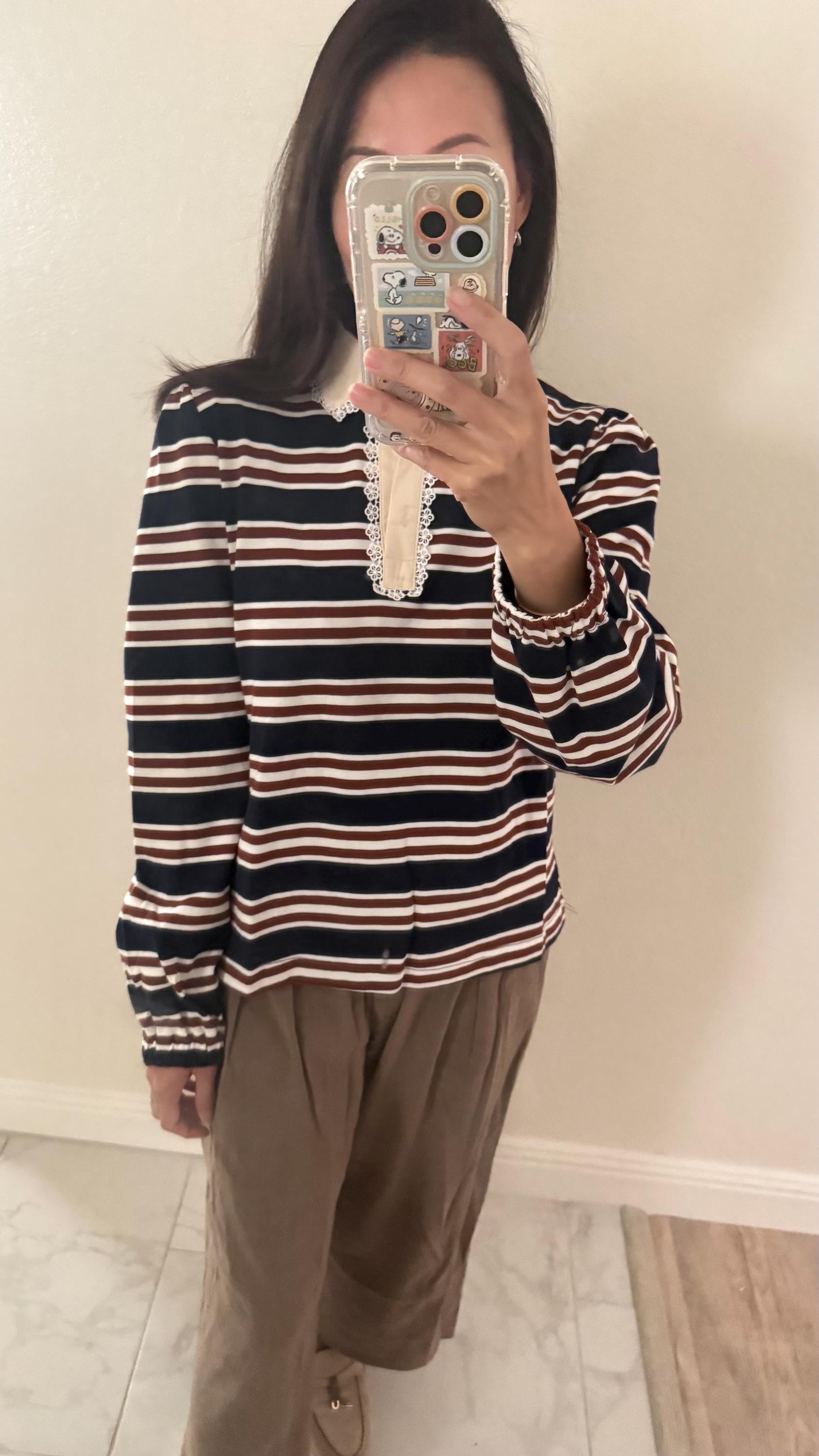 Fall beige cardigan crop top french style vintage inspired. Romantic Knit cardigan crop boho Victorian style. Sezane Doen inspired cardigan.