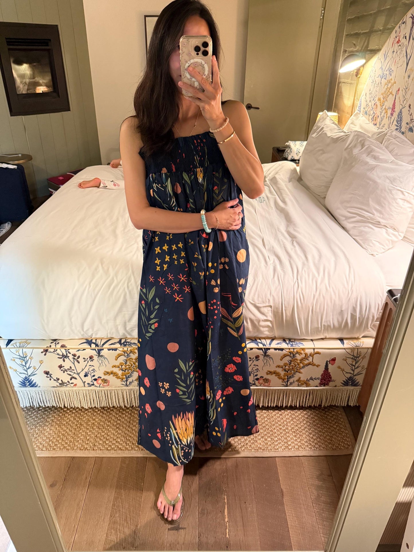 Cotton spaghetti strap floral nap everyday dress. Easy maxi floral dress bohemian style. Doen Sezane inspired dress. Victorian cozy dress